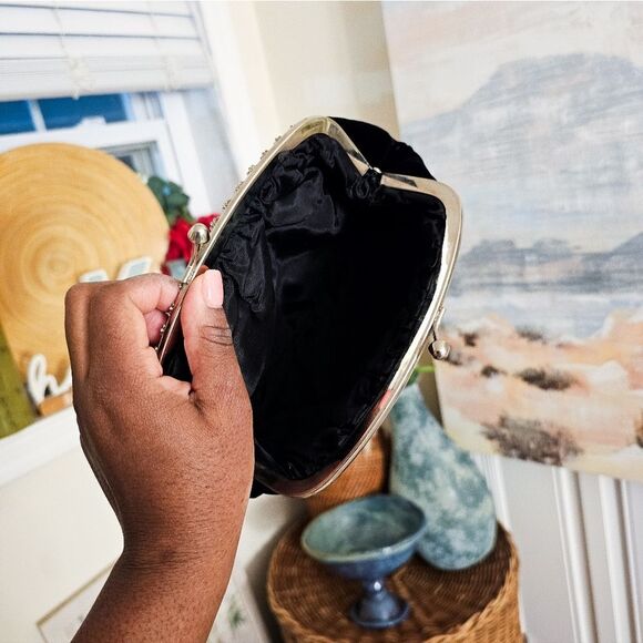 VTG Black Velvet Cocktail Clutch | Rhinestone Trim & Kiss Lock Closure - Picture 3 of 15